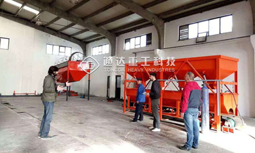 ��������˹̹�����D�������C���b�F��