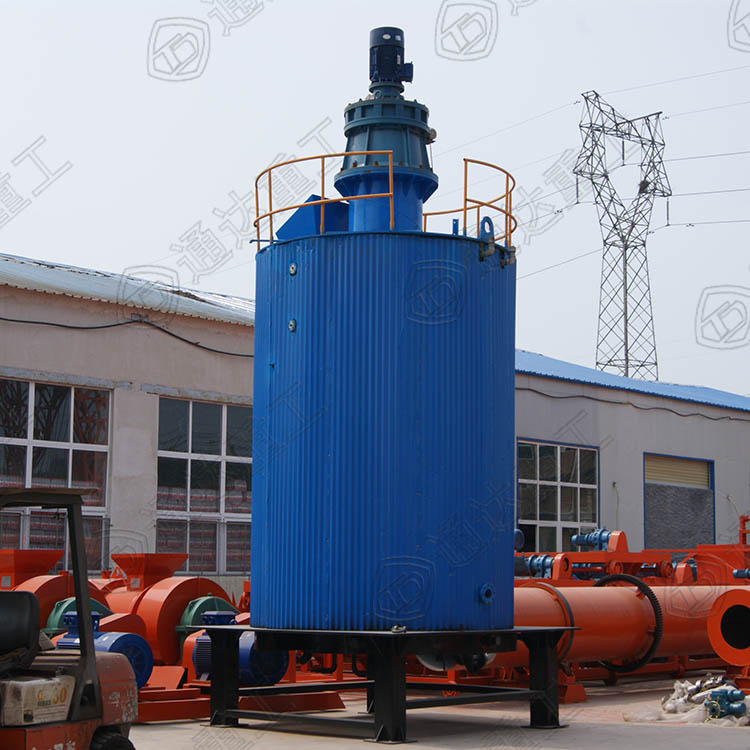 豬糞立式發(fā)酵罐有機(jī)肥生產(chǎn)設(shè)備